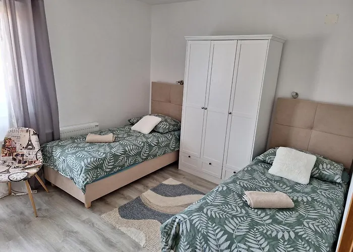 Pensión Sobe Sky 3*