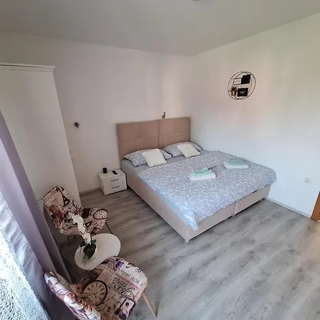 Pensjonat Sobe Sky 3*